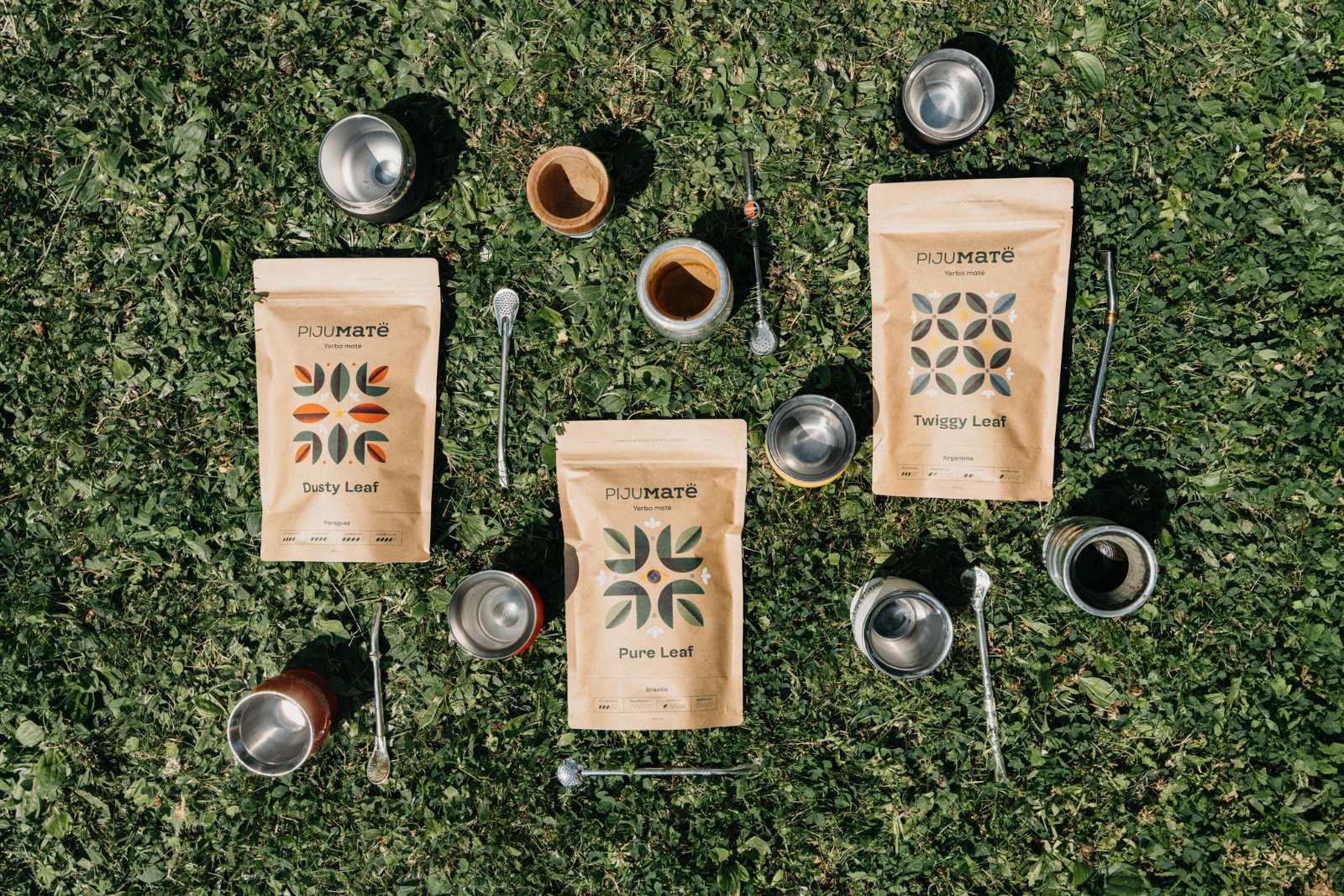 pijumate-pure-leaf-twiggy-leaf-dusty-leaf-yerba-mate-brazilie-argentina-paraguay