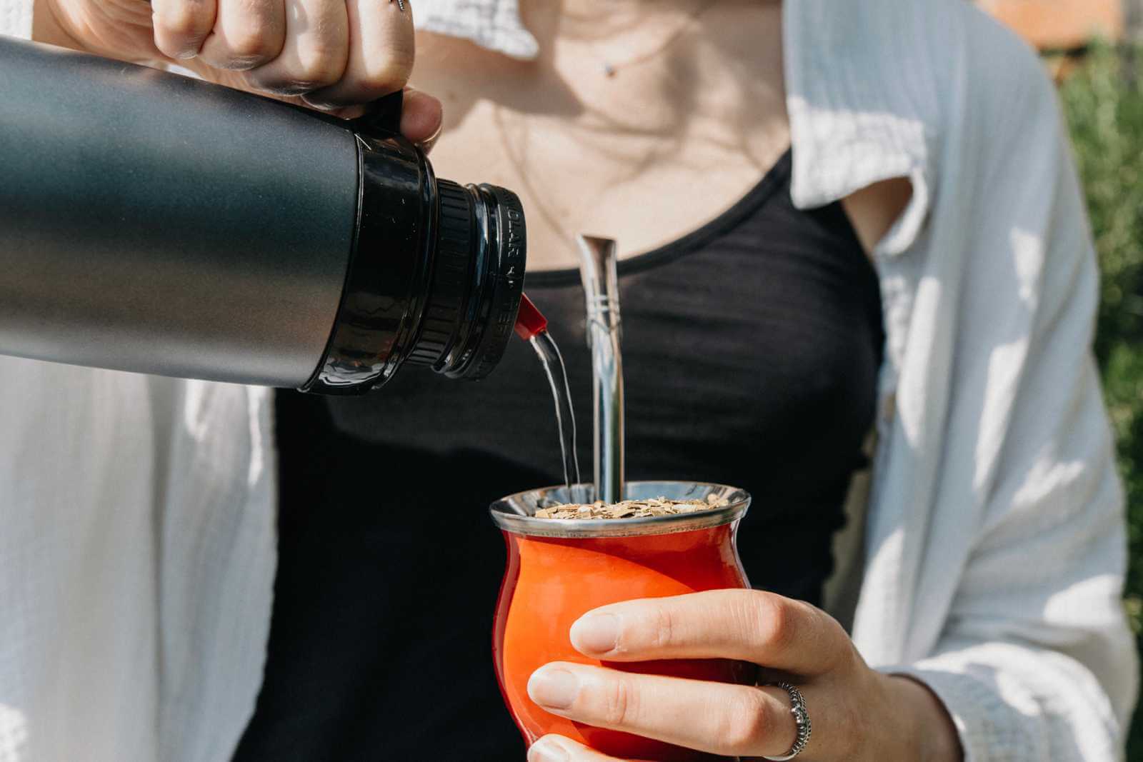 termoska-yerba-mate-pico-cebador-1